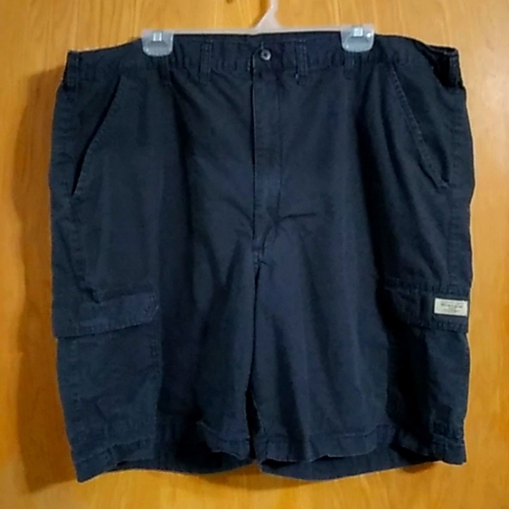 Men's Size 48 Wrangler Charcoal Grey Cargo Shorts
